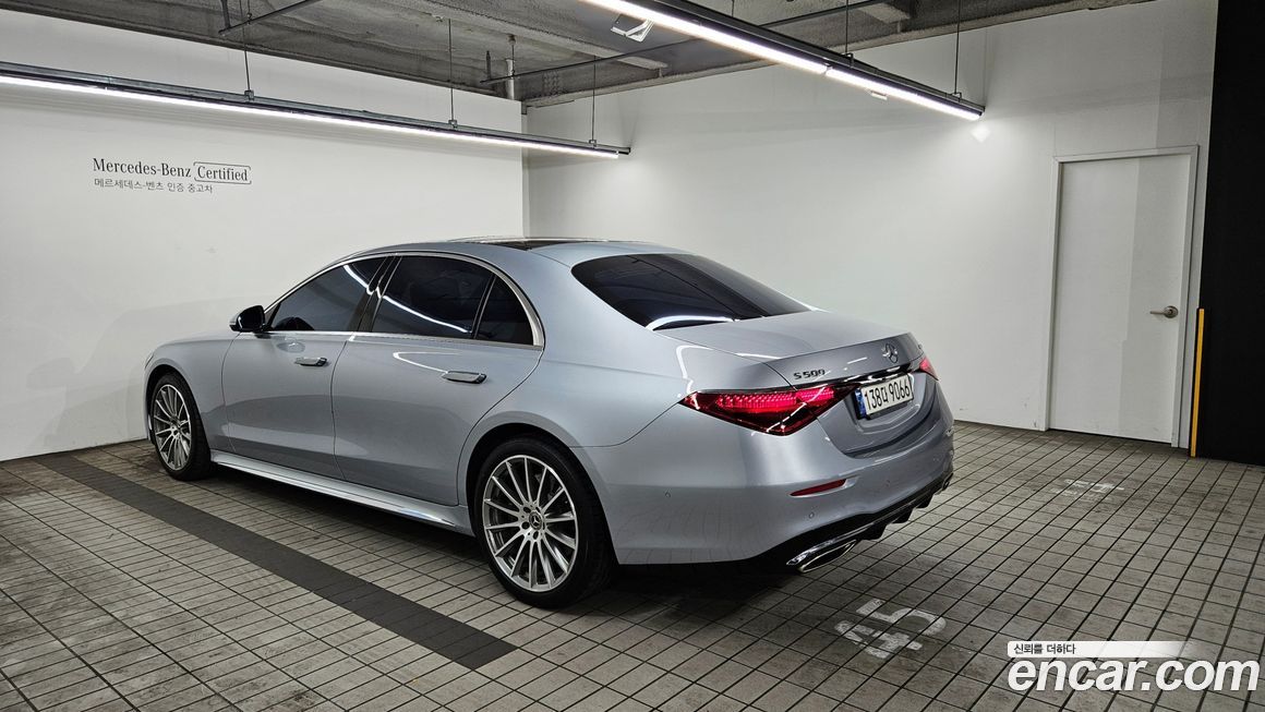 Mercedes-Benz S-Class 2022