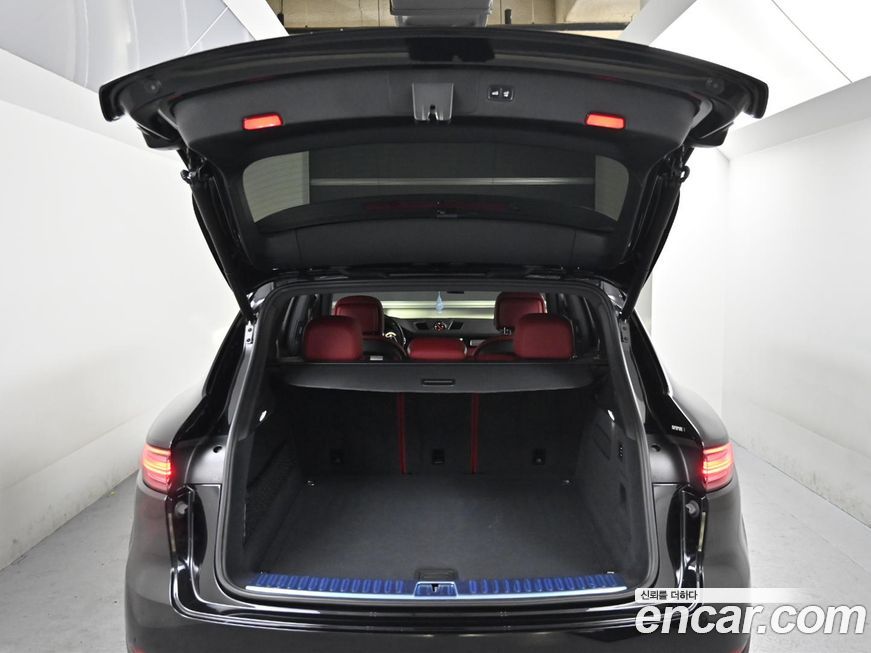 Porsche Cayenne 2022