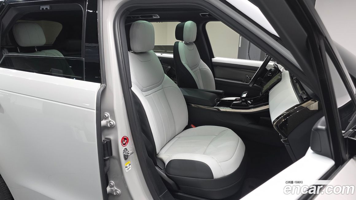 Land Rover Range Rover Sport 2025