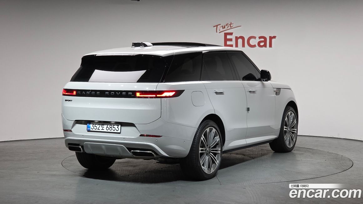 Land Rover Range Rover Sport 2025