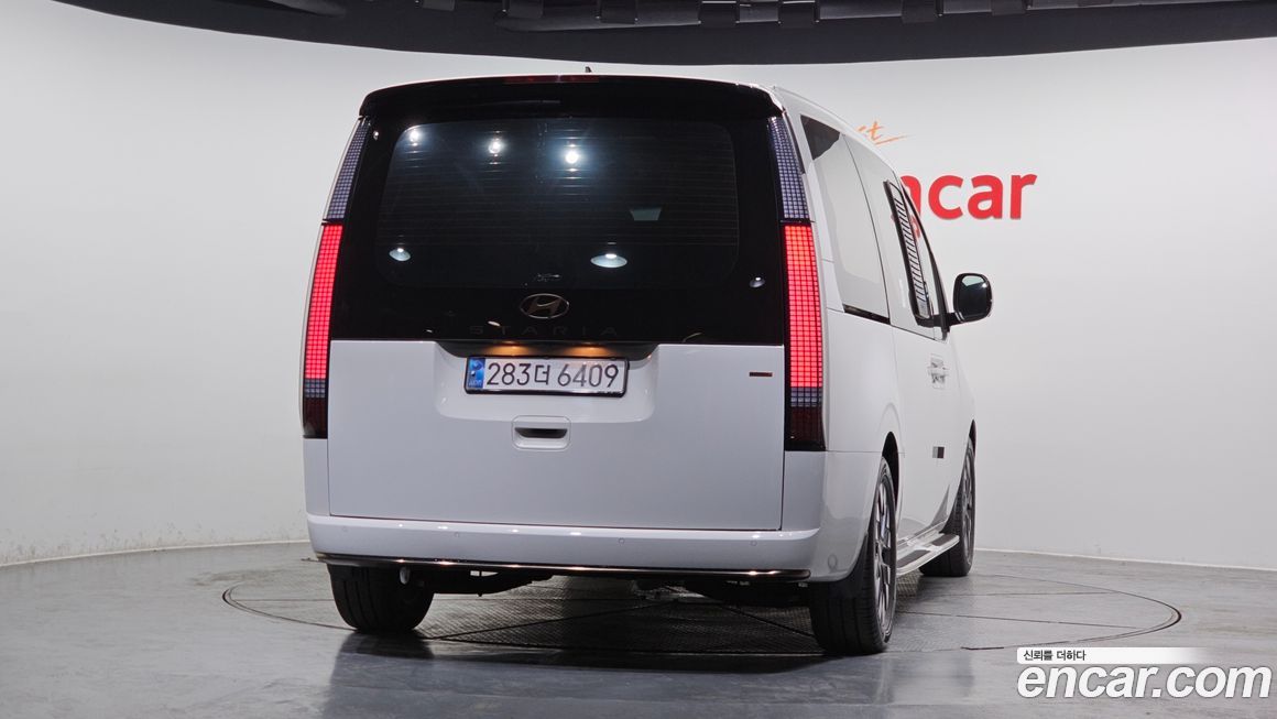 Hyundai Staria 2025