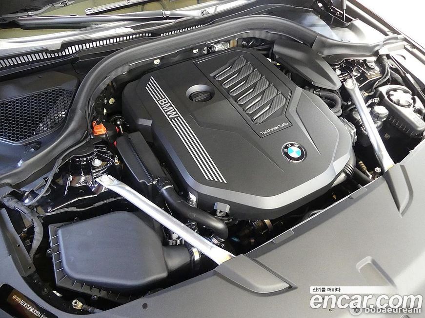 BMW Gran Turismo 2024