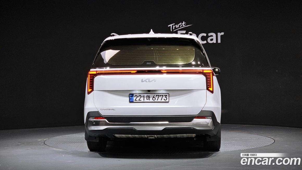 Kia Canival 2025