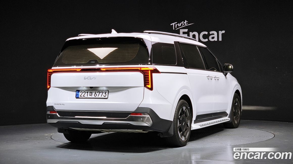 Kia Canival 2025
