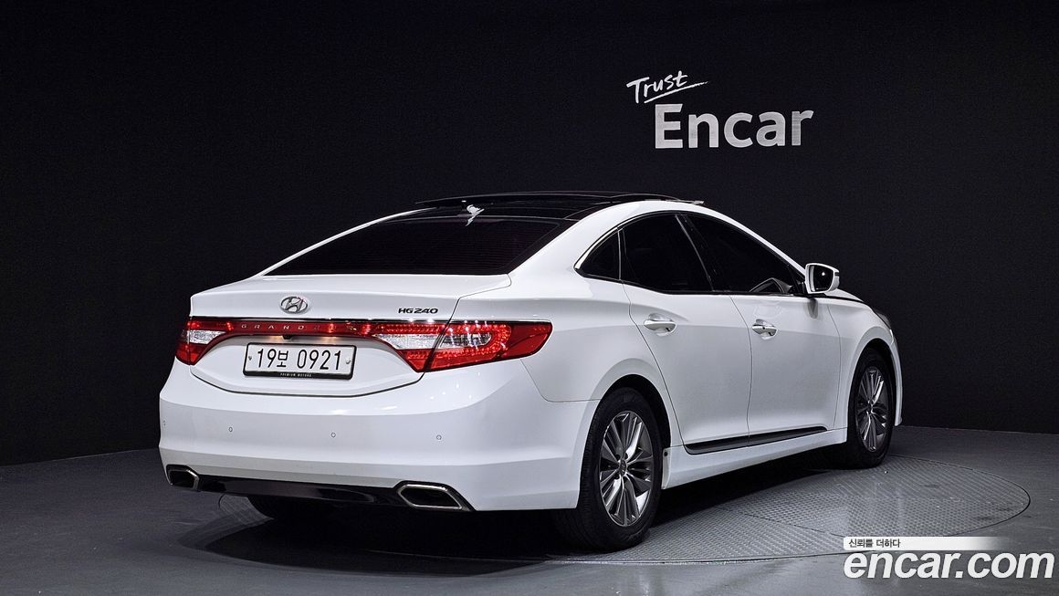 Hyundai Grandeur 2016