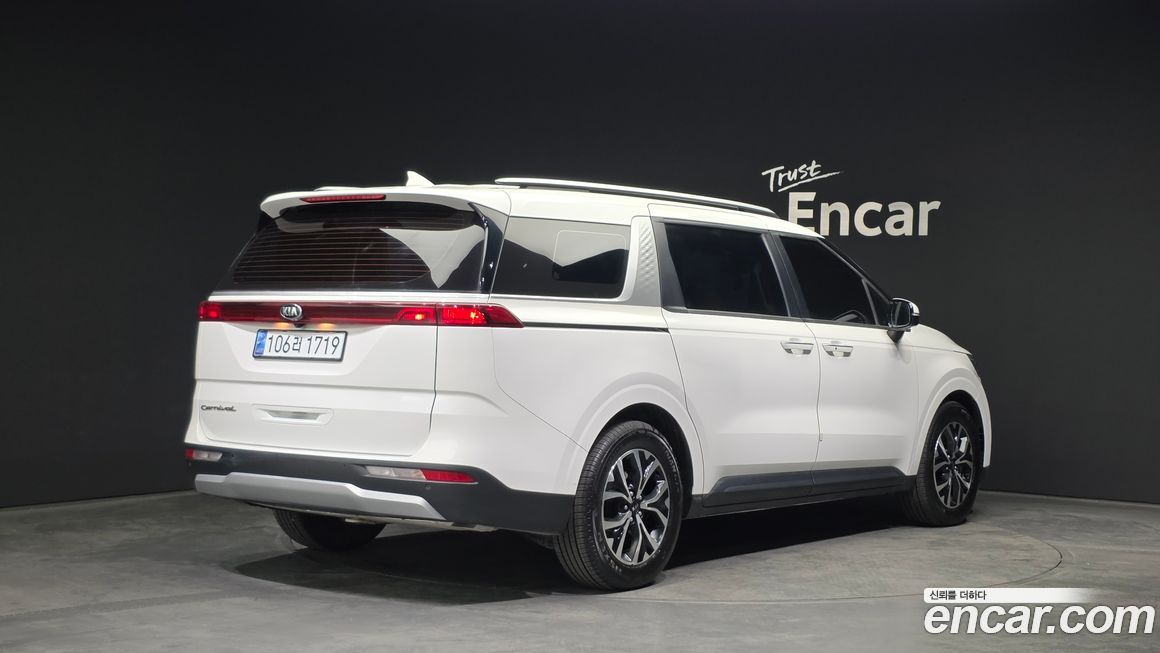 Kia Canival 2021