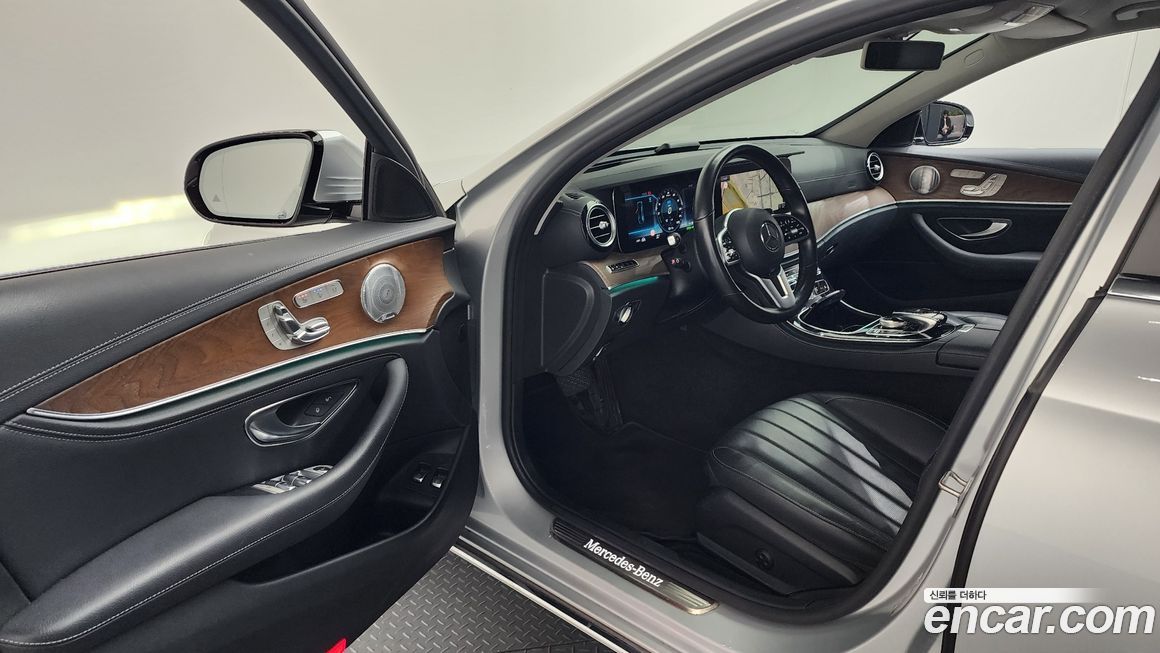 Mercedes-Benz E-Class 2020