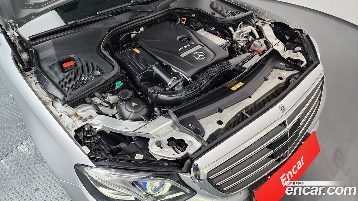 Mercedes-Benz E-Class 2020