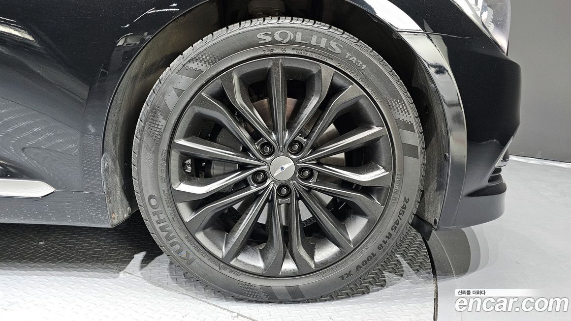 Hyundai Genesis 2016