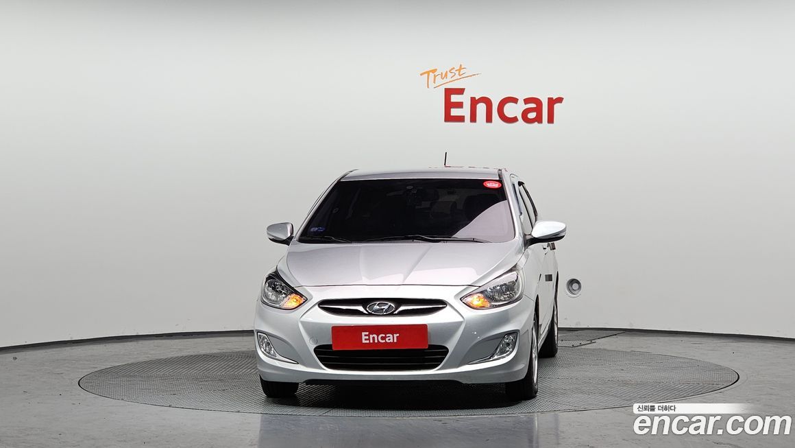 Hyundai Accent 2012