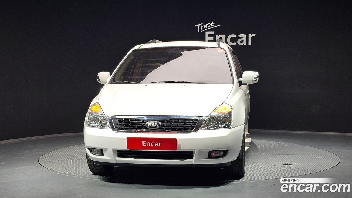 Kia Canival 2013