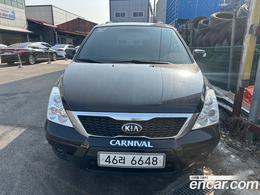 Kia Canival 2013