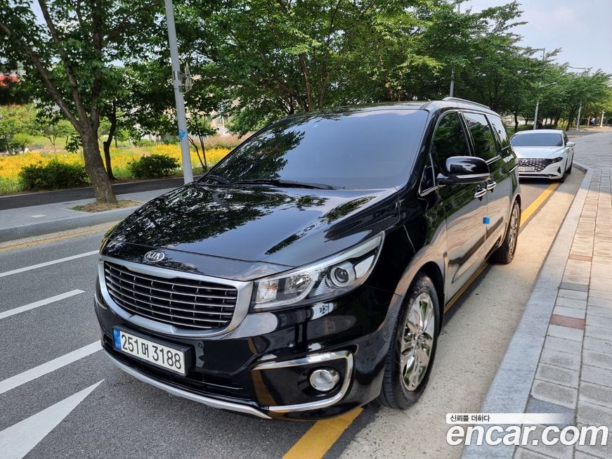 Kia Canival 2015