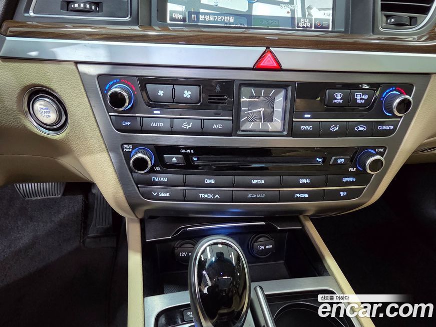 Hyundai Genesis 2014