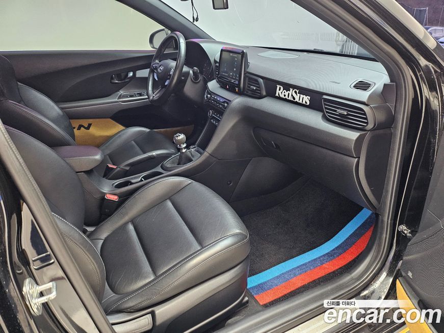 Hyundai Veloster 2019