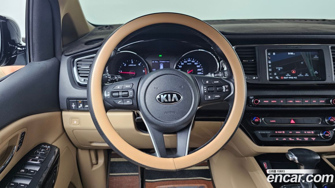 Kia Canival 2019