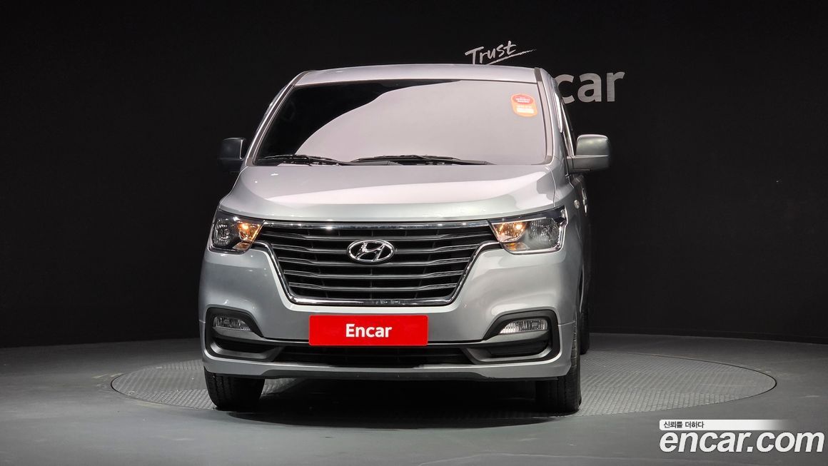 Hyundai Starex 2021
