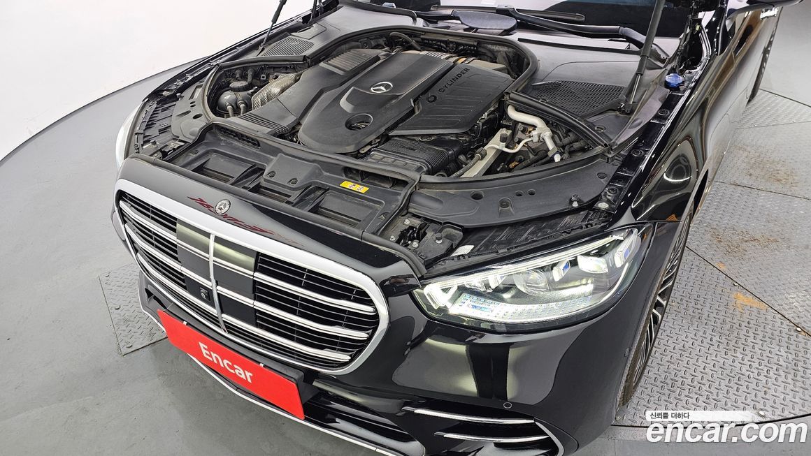 Mercedes-Benz S-Class 2021