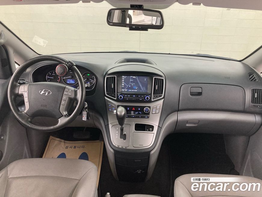 Hyundai Starex 2019