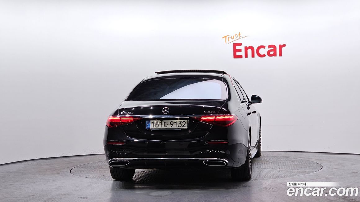 Mercedes-Benz S-Class 2021