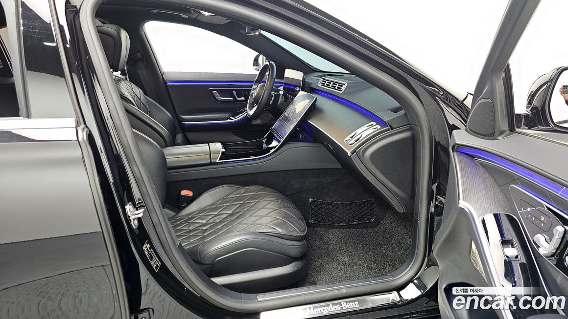 Mercedes-Benz S-Class 2021