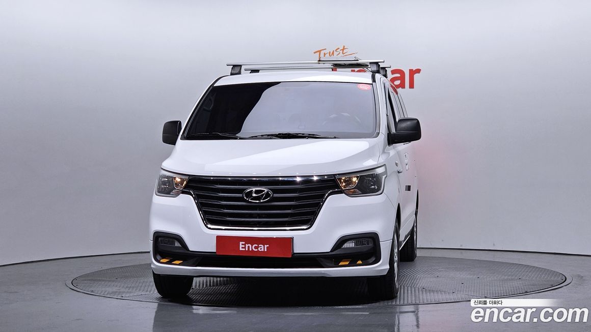 Hyundai Starex 2019