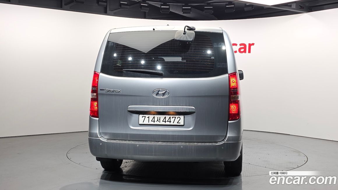 Hyundai Starex 2021