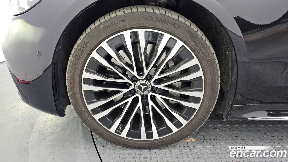 Mercedes-Benz S-Class 2021