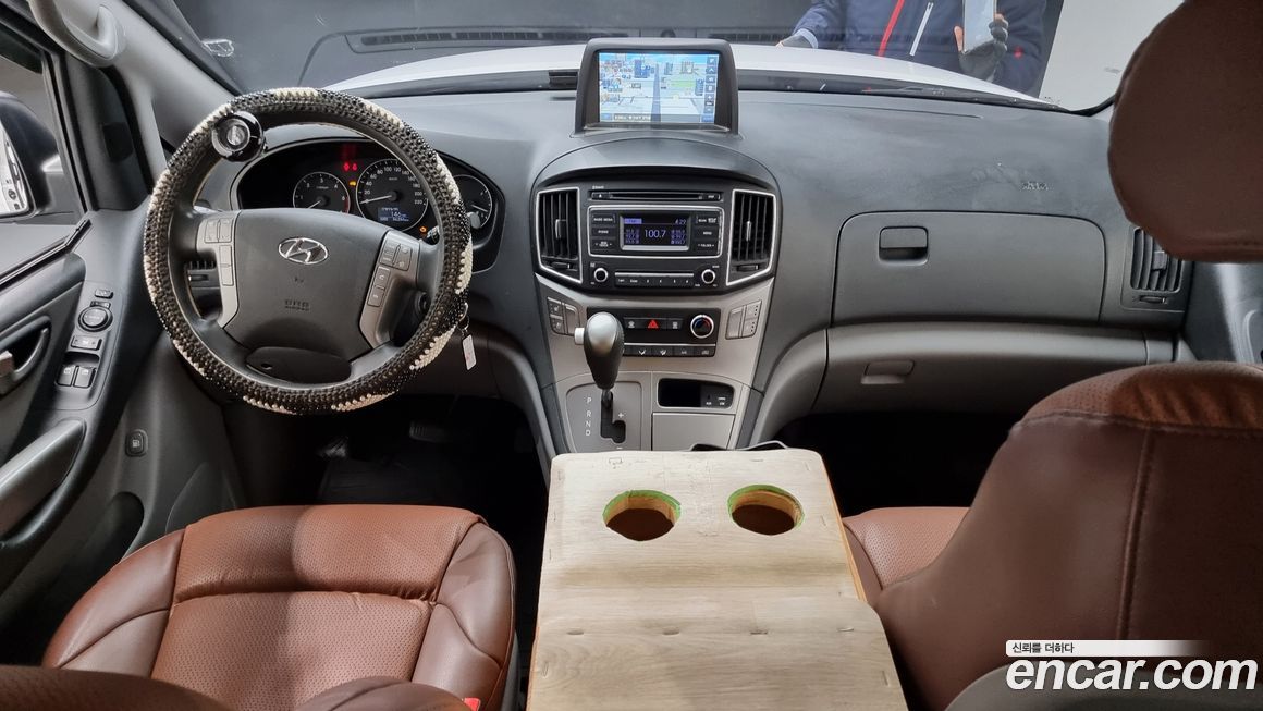 Hyundai Starex 2019