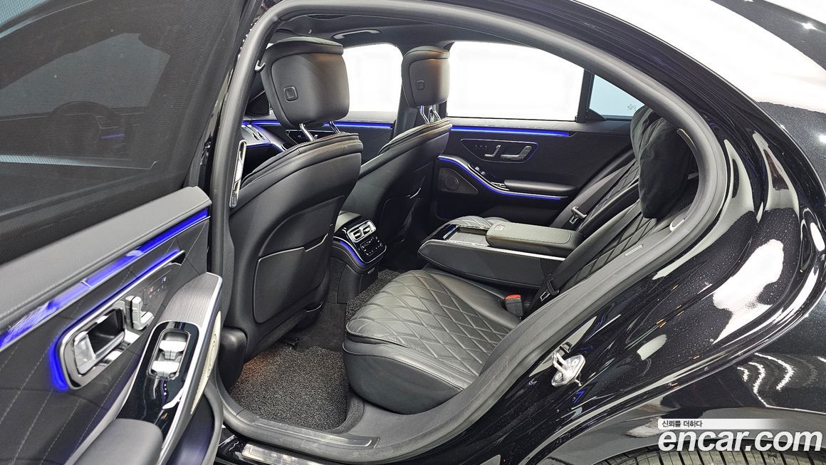 Mercedes-Benz S-Class 2021