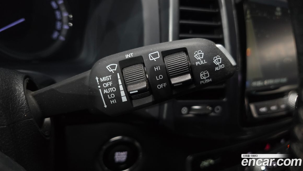 KG_Mobility_Ssangyong Rexton 2020