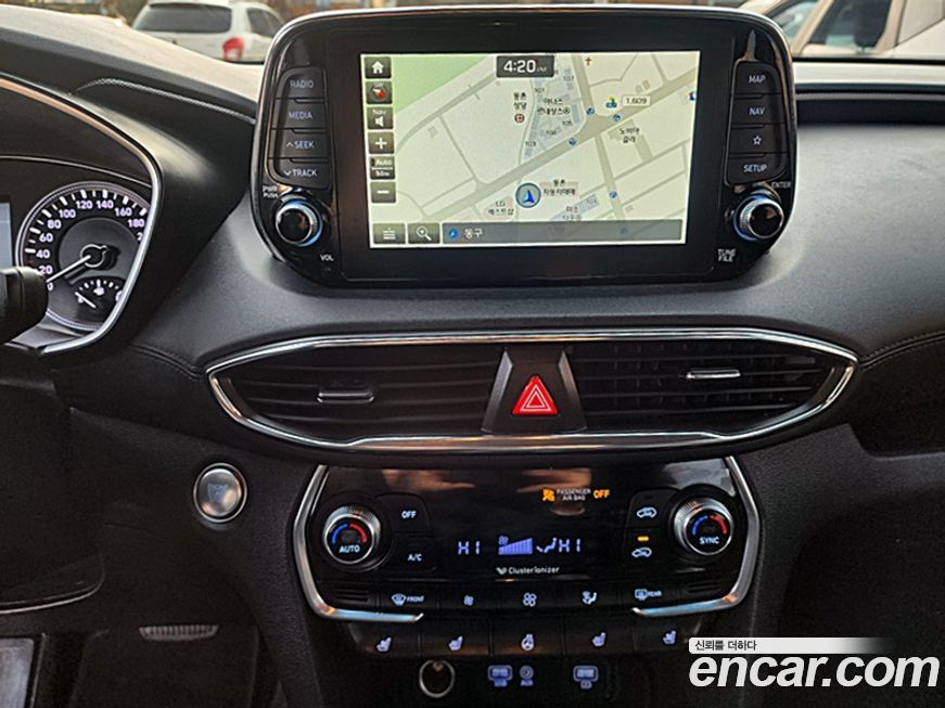 Hyundai Santafe 2020