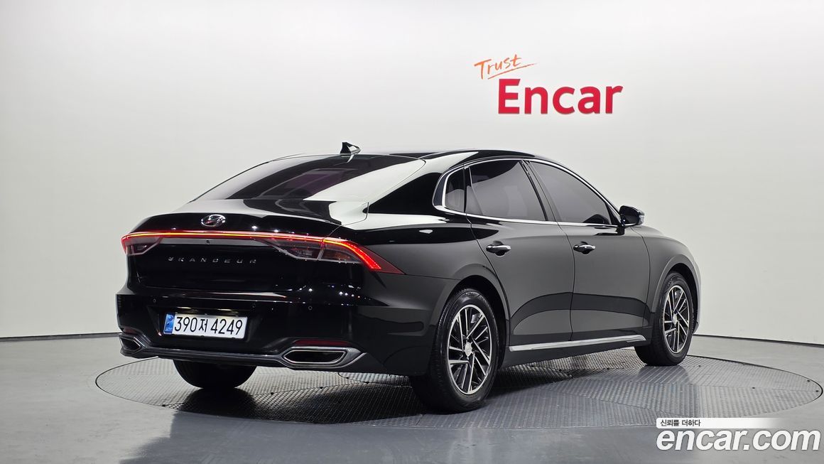 Hyundai Grandeur 2021