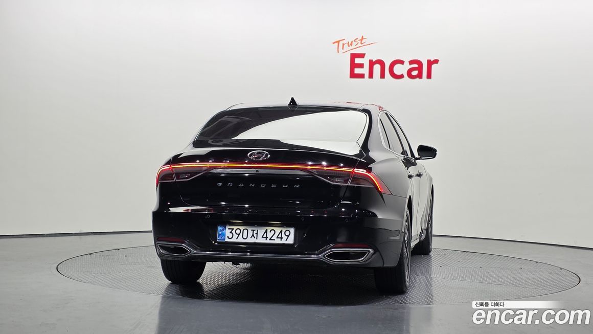 Hyundai Grandeur 2021