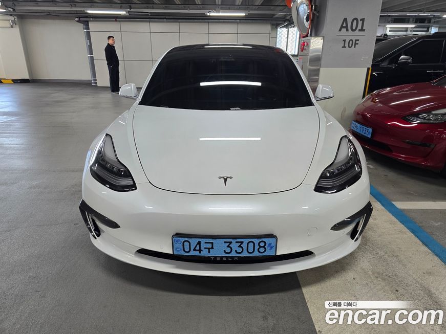 Tesla Model 3 2020