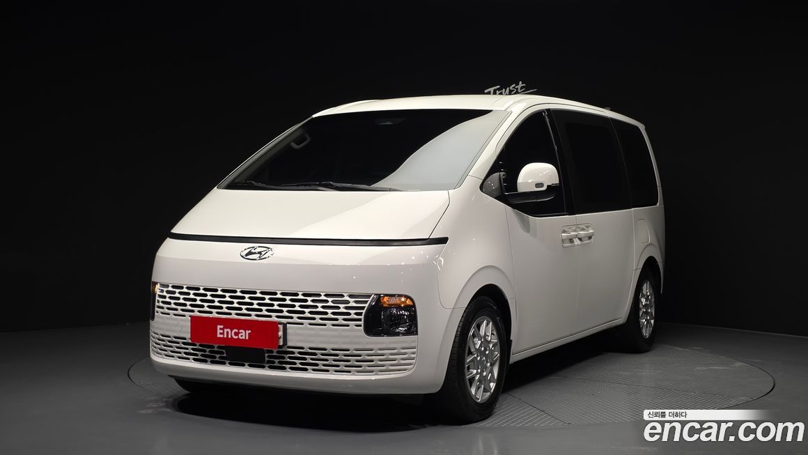 Hyundai Staria 2022