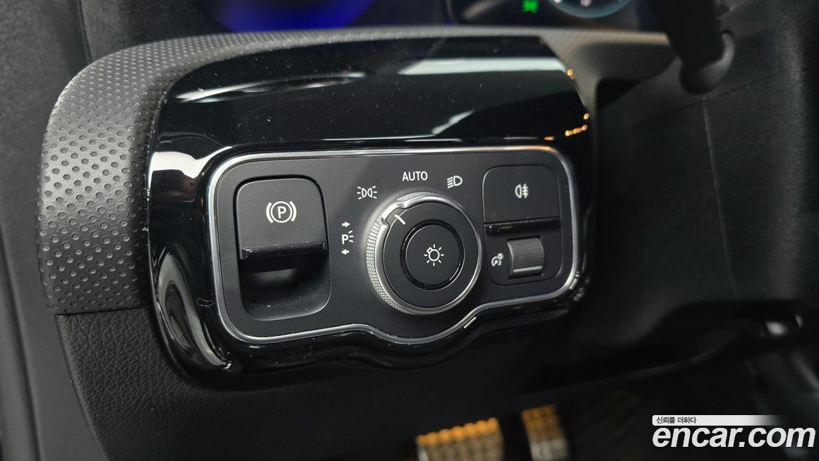 Mercedes-Benz A-Class 2021