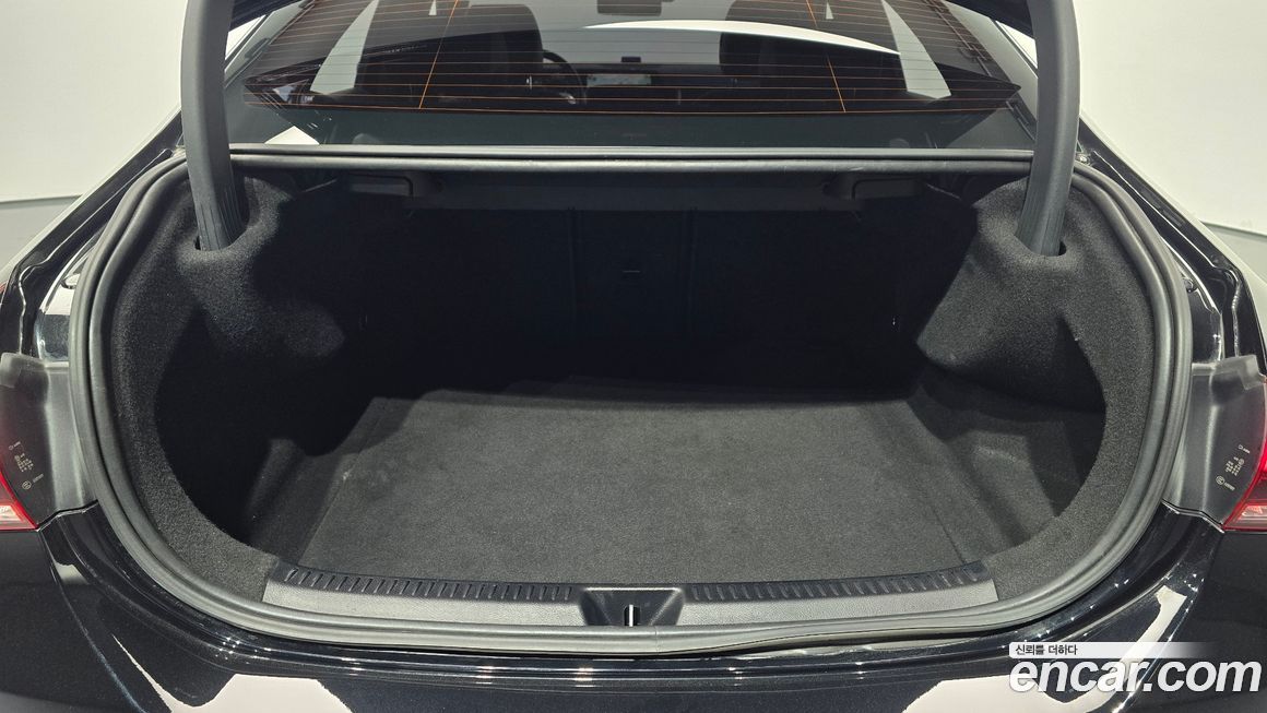 Mercedes-Benz A-Class 2021