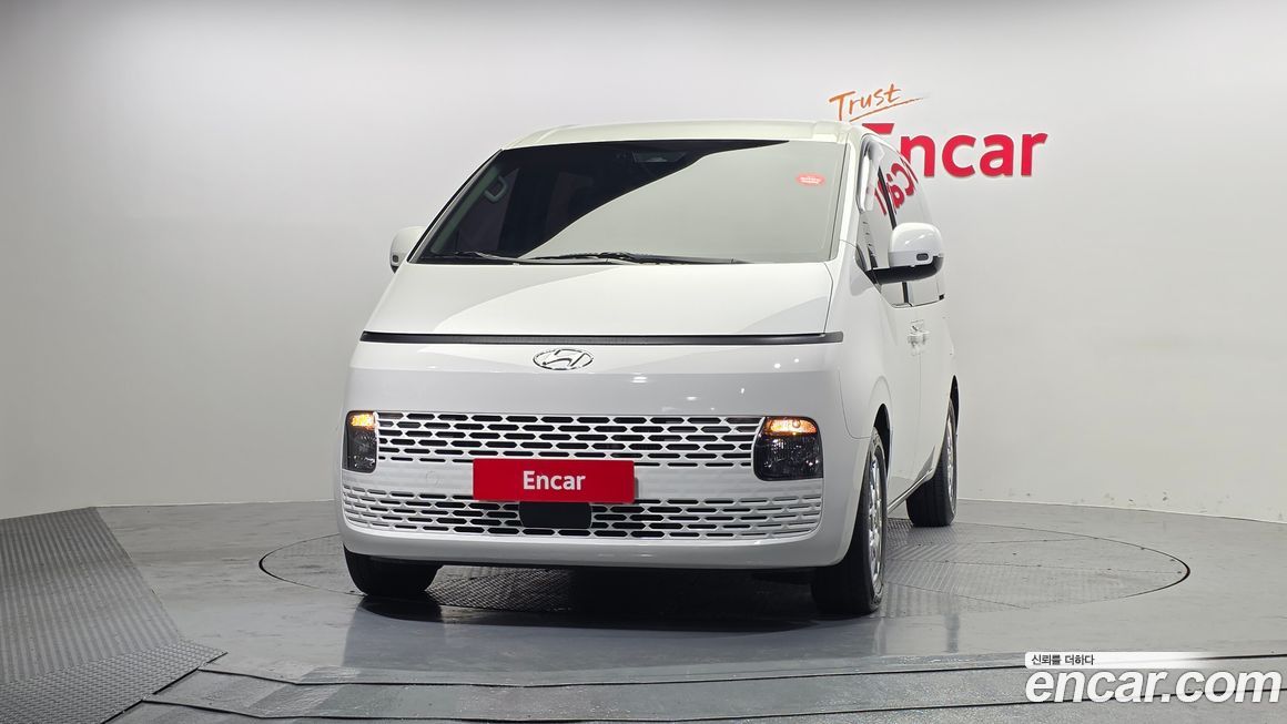 Hyundai Staria 2022