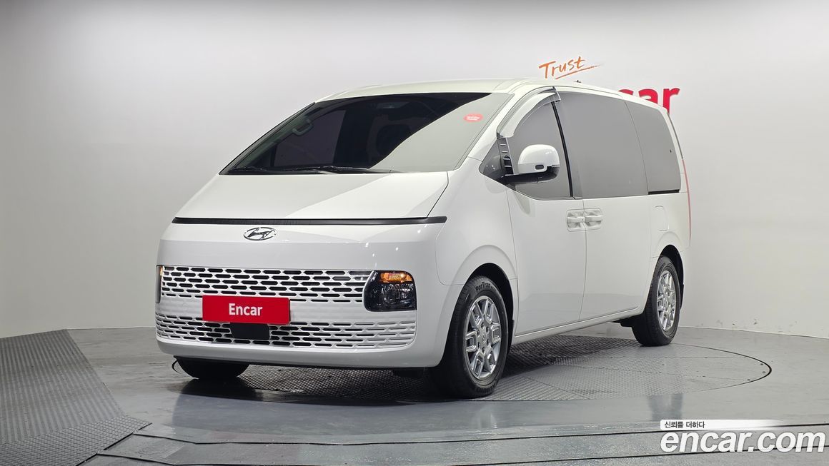 Hyundai Staria 2022