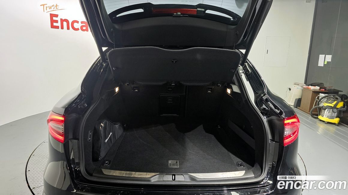 Maserati Levante 2020