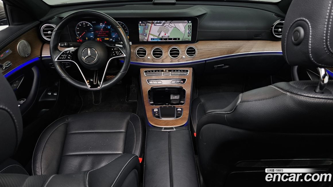 Mercedes-Benz E-Class 2021