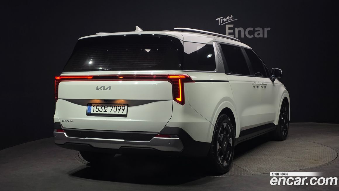 Kia Canival 2025