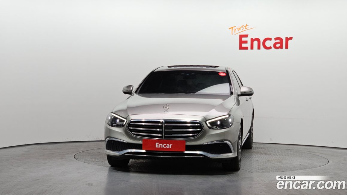 Mercedes-Benz E-Class 2021