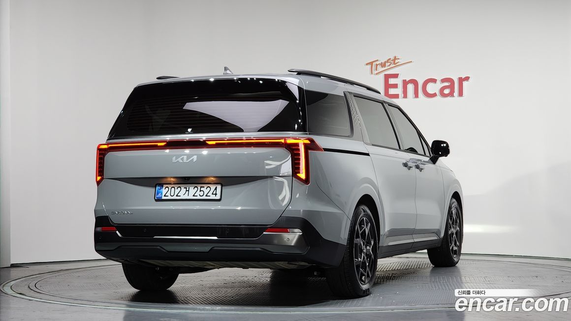 Kia Canival 2025