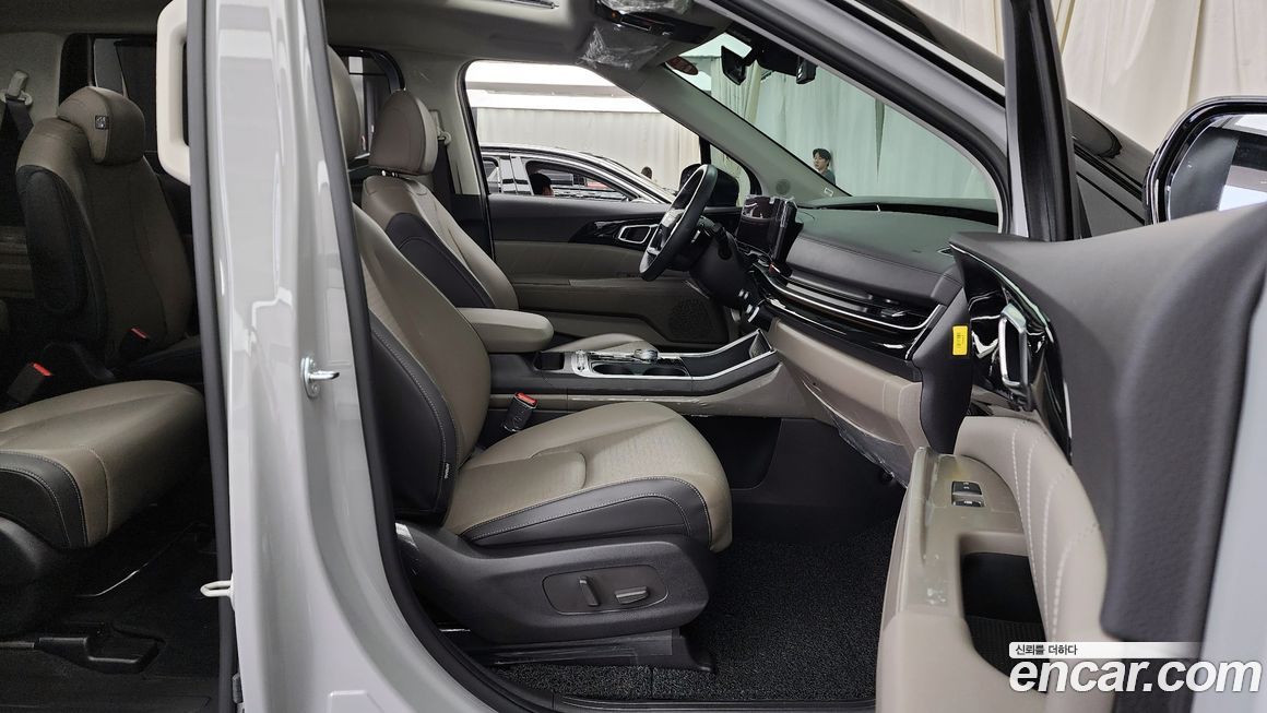 Kia Canival 2025