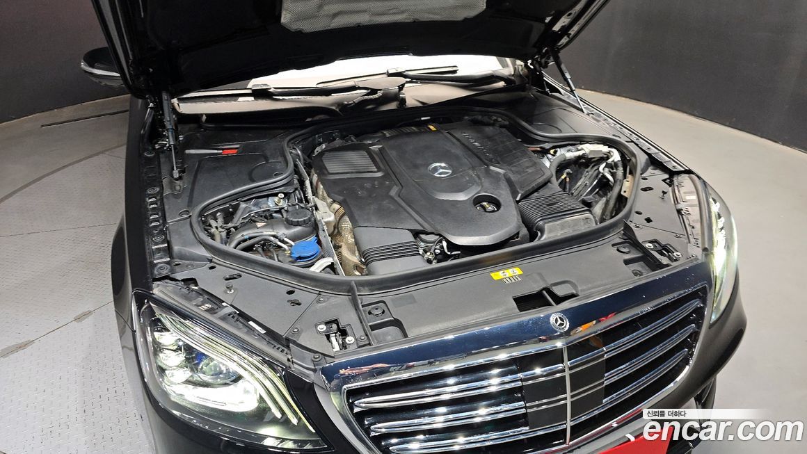 Mercedes-Benz S-Class 2019