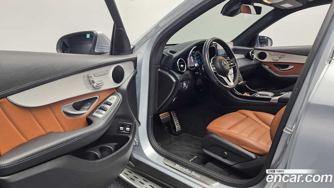 Mercedes-Benz GLC-Class 2022