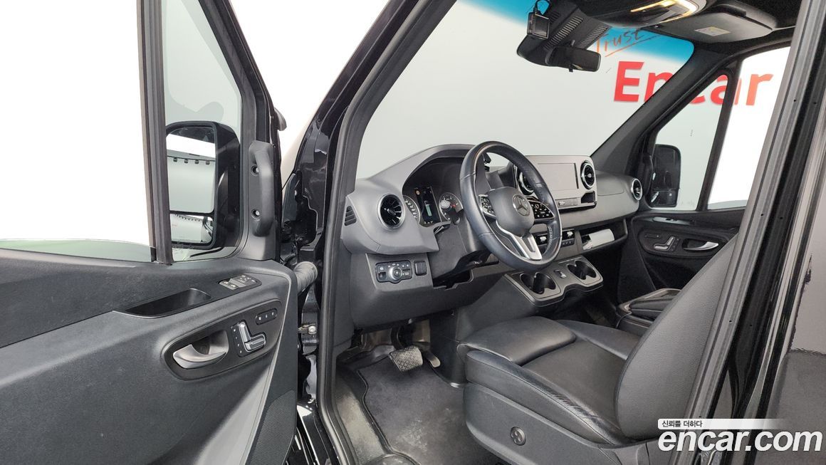 Mercedes-Benz Sprinter 2021