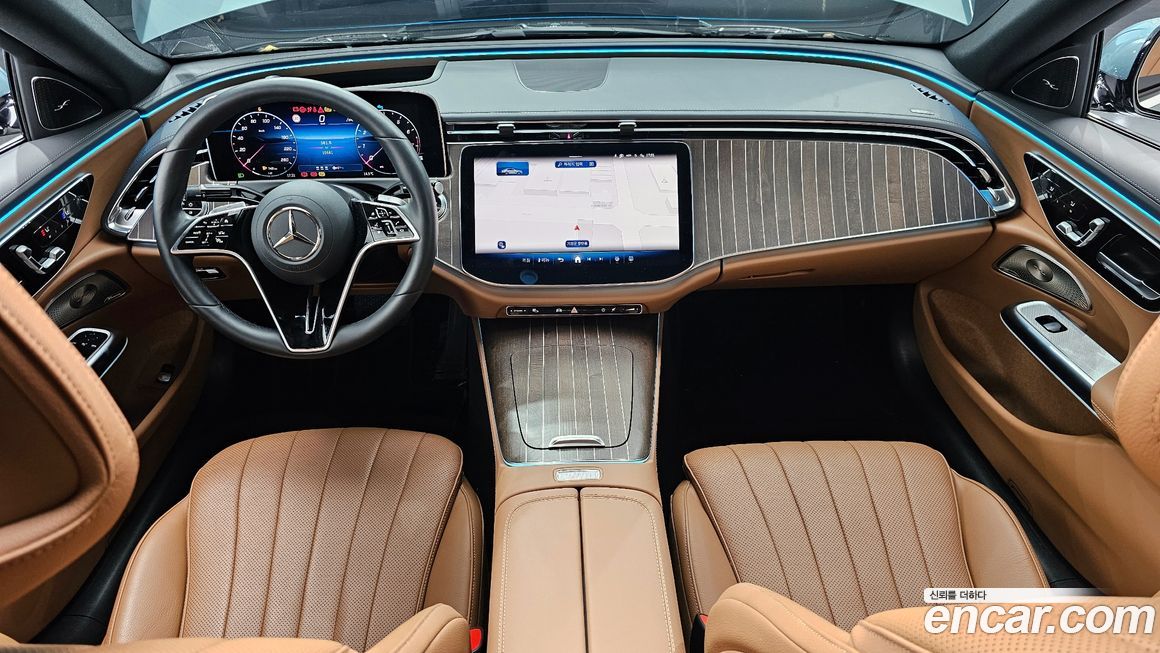 Mercedes-Benz E-Class 2024